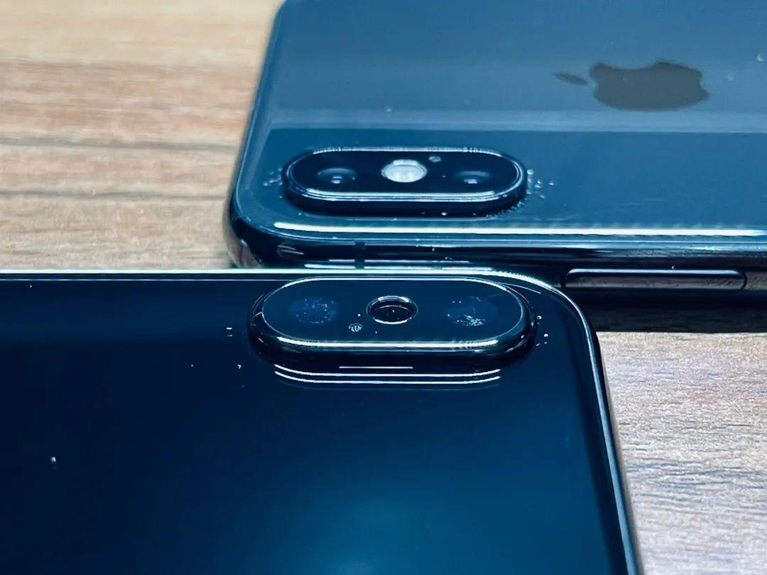 图片[5]-iPhone 13或配备屏下指纹丨亮黑色iPhone X原型机曝光-抖有网